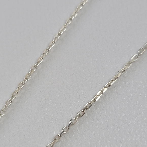 GUCCI Silver 925 Logo Plate Pendant Necklace - Picture 8 of 9